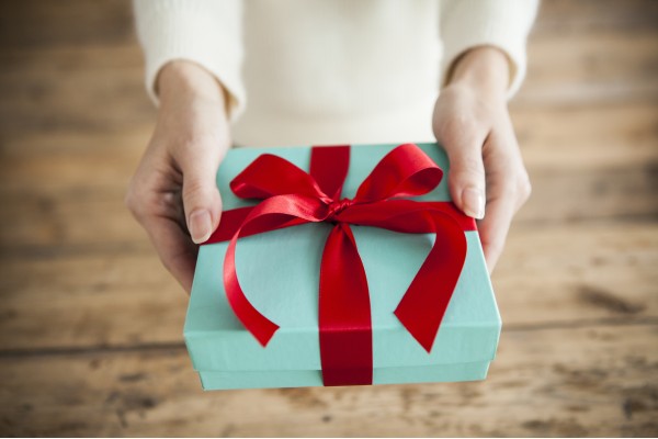 Geef eens een kerstpakket aan jouw hulp